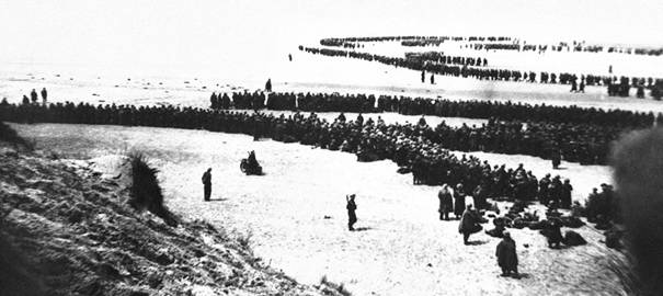 Btitský expediční sbor na pláži u Denkerque.jpg