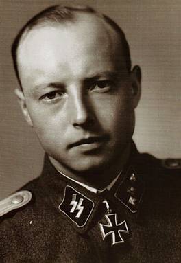 SS - Sturmbannführer Heinz Macher.jpg